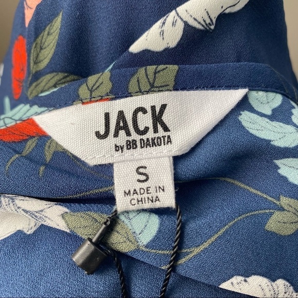 JACK By BB Dakota Blue Floral Jumpsuit - Picture 8 of 9